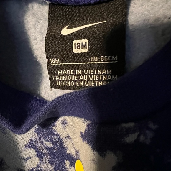 Nike Blue and White Tie-Dye Top - Picture 4 of 4